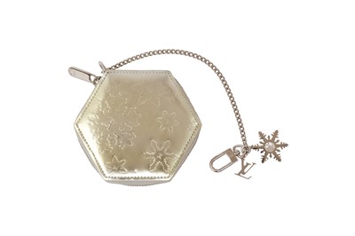 Lot 281 - Louis Vuitton Gold Miroir Snowflake Coin Purse