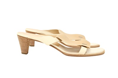 Lot 243 - Hermes Cream H Heeled Mule - Size 40