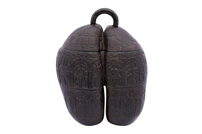 Lot 263 - A CARVED COCO-DE-MER (LODOICEA MALDIVICA) WITH FIGURAL MOTIFS