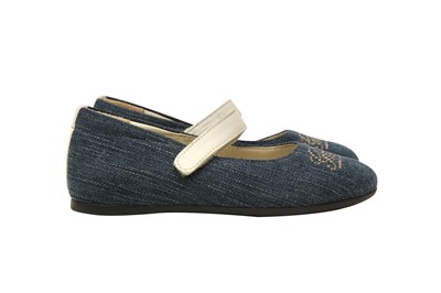 Lot 191 - Gucci Kids Blue Jeans Logo Ballet Flat - Size 24
