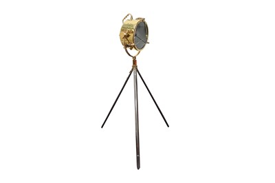 Lot 473 - A BRASS SEARCHLIGHT