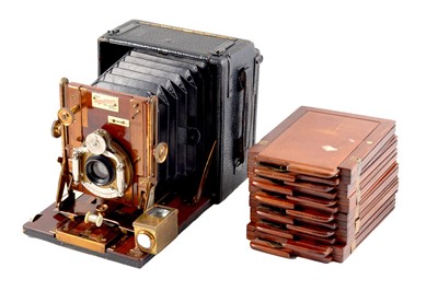 Lot 14 - A Houghtons, Sanderson 'De Luxe' Brass & Mahogany Camera.
