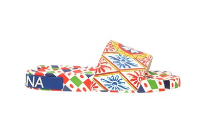 Lot 134 - Dolce & Gabbana Geometric Logo Slides - Size 41