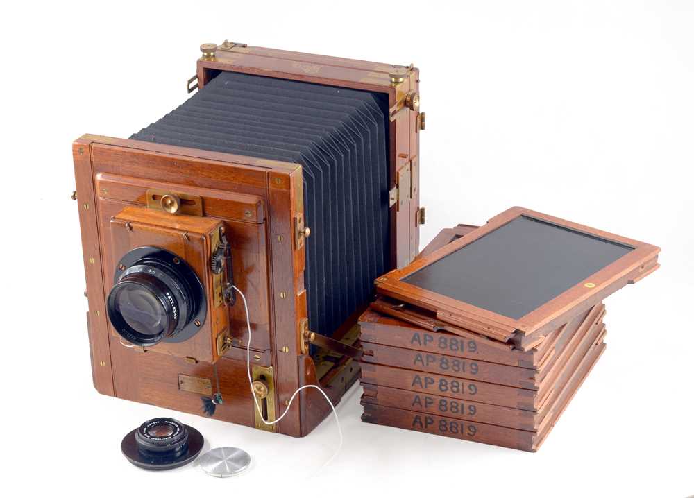 Lot 67 - Watson & Sons Brass and Mahogany Half Plate Field Camera.