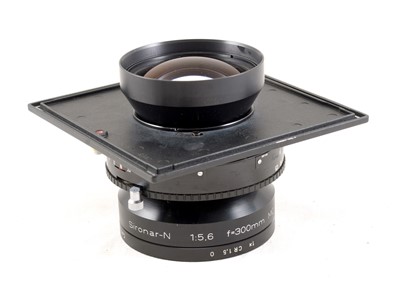 Lot 198 - Rodenstock f5.6 Sironar N 300mm (6 inch) Lens in a Copal 3 Shutter.