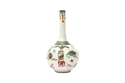 Lot 88 - A CHINESE FAMILLE-VERTE BOTTLE VASE