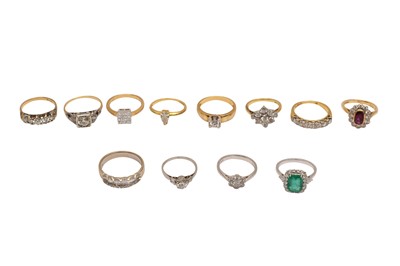 Lot 18 - A LARGE GROUP OF TWELVE RINGS