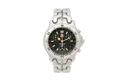 Lot 22 - A GENTS TAG HEUER PROFESSIONAL CHRONOGRAPH BRACELET WATCH