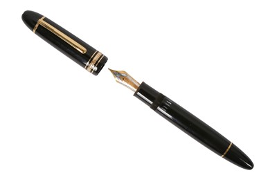 Lot 138 - A MONTBLANC MEISTERSTUCK 149 FOUNTAIN PEN