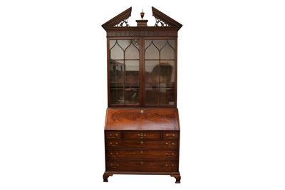Lot 425 - A GEORGIAN BUREAU BOOKCASE