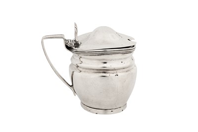 Lot 423 - A George III sterling silver mustard pot, London 1804 by William Hunter II