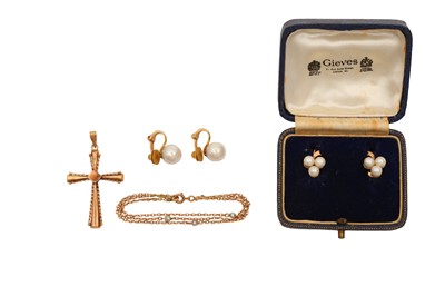 Lot 47 - A GROUP OF JEWELLERY