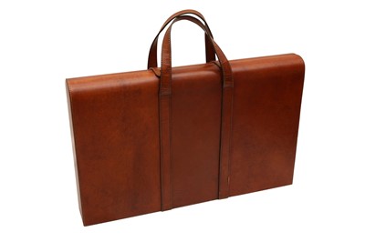 Lot 556 - A MICHEAL D'SOUZA FOR MUFTI BACKGAMMON SET