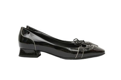 Lot 22 - Bottega Veneta Black Intrecciato Heeled Pump - Size 37.5