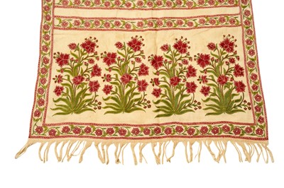 Lot 258 - A MUSLIN SASH WITH RED FLOWERS