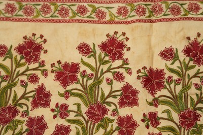Lot 258 - A MUSLIN SASH WITH RED FLOWERS