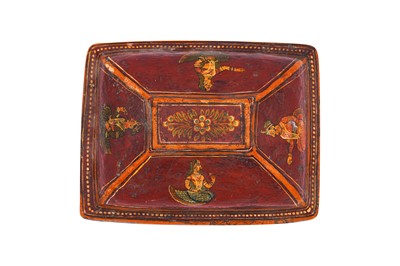 Lot 195 - A POLYCHROME-PAINTED LACQUERED PAPIER-MÂCHÉ PANDAN BOX