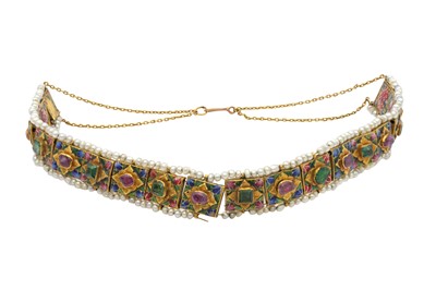 Lot 42 - A QAJAR POLYCHROME-PAINTED ENAMELLED AND GEM-SET CHOKER