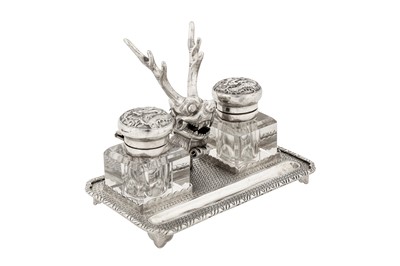 Lot 147 - An early 20th century Chinese export silver ink stand, Canton circa 1910 by Qiao Yuan Sheng, retailed by Hung Chong of Shanghai