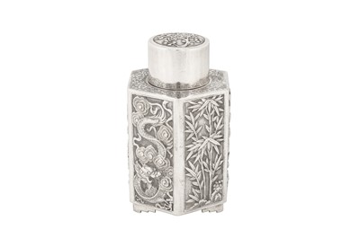 Lot 155 - An early 20th century Chinese export silver tea caddy, Canton circa 1920 retailed by Wang Hing