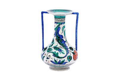 Lot 406 - A SMALL IZNIK-STYLE CANTAGALLI POTTERY VASE