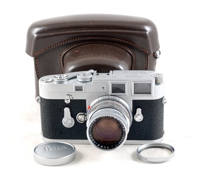 Lot 325 - Chrome Single Stroke Leica M3 with 50mm f2 Summicron.