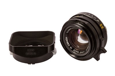 Lot 286 - A Leitz ELC 35mm f/2 Summicron V.4 'King of Bokeh' Lens