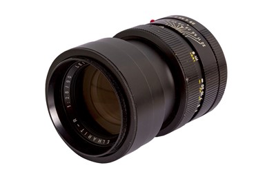 Lot 259 - A Leitz 90mm f/2.8 Elmarit-R Lens (11205)