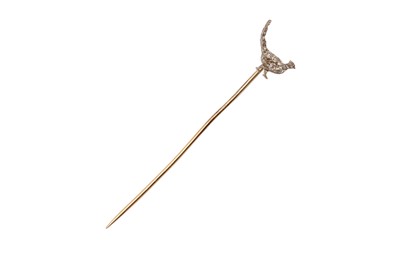 Lot 41 - A BIRD TOP DIAMOND PIN