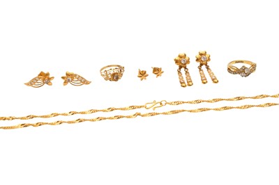Lot 54 - A GROUP OF JEWELLERY