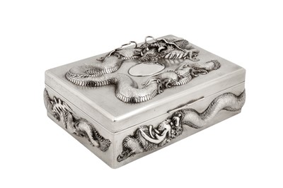 Lot 152 - An early 20th century Chinese export silver cigarette and cigar box, Shanghai circa 1920 by Yi retailed by Nanking Store