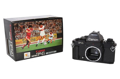 Lot 225 - A Canon F1N SLR Camera.