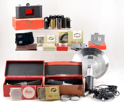 Lot 256 - An End Lot of Various Leica Screw & M Accessories.