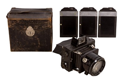 Lot 125 - A Rare Zeiss Ikon Ermanox 858/3 Strut Folding Camera
