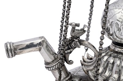 Lot 184 - A MODERN UNMARKED INDIAN SILVER HUQQA BASE