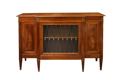 Lot 358 - A MAHOGANY BREAKFRONT SIDEBOARD