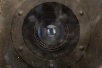 Lot 149 - A Vulcan Bomber Type RX.110 Radar Operator's Camera with Dallmeyer 2" f/1.9 Super-Six Anastigmat Lens