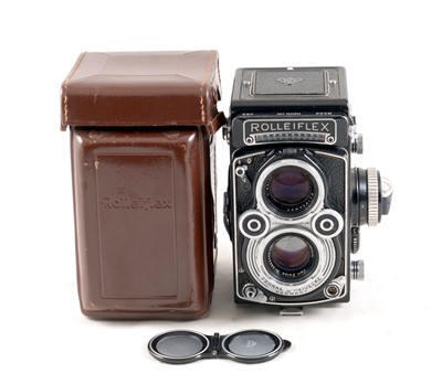 Lot 140 - A Metered 3.5F Rolleiflex & Case