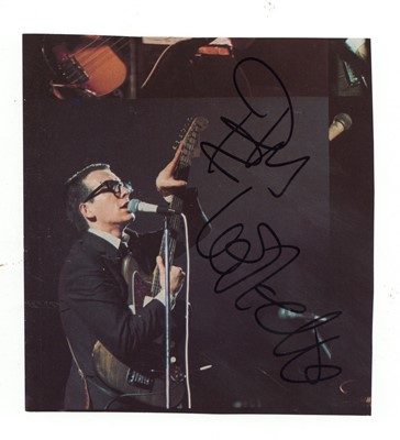 Lot 244 - Costello (Elvis)