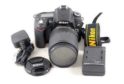 Lot 5 - Nikon D90 DSLR & AF-S 18-105mm VR Lens.