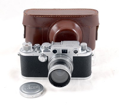Lot 339 - Chrome Leica IIIf with 5cm f2 Summitar Lens.