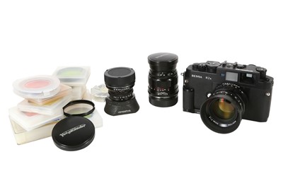 Lot 353 - A Voigtlander Bessa R2A outfit.