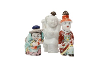 Lot 928 - THREE CHINESE PORCELAIN 'FIGURATIVE' SNUFF BOTTLES