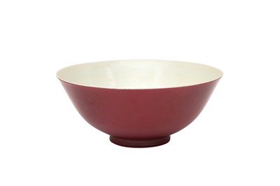 Lot 652 - A CHINESE MONOCHROME RUBY-GLAZED BOWL