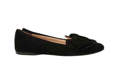 Lot 531 - Prada Black Bow Flat Pump - Size 39