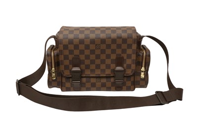 Lot 224 - Louis Vuitton Damier Ebene Melville Reporter Bag