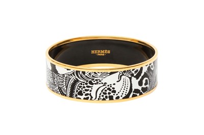 Lot 411 - Hermes 'Jaquar Quetzal' Enamel Bangle