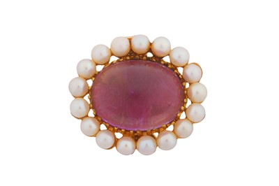 Lot 16 - AN AMETHYST AND SEED PEARL SHORTENER/ENHANCER