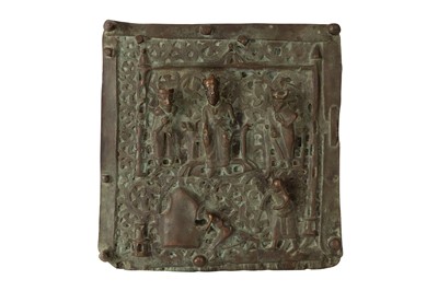Lot 9 - A BRONZE DOOR PANEL - 'KING NEBUCHADNEZZAR AND SERVANTS'