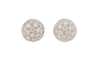 Lot 255 - CARTIER Ι A PAIR OF DIAMOND EARRINGS
